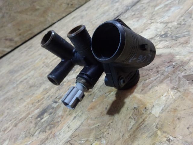 bontott FORD TRANSIT Termosztátház